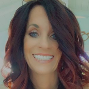 Meet your Posher, Debby